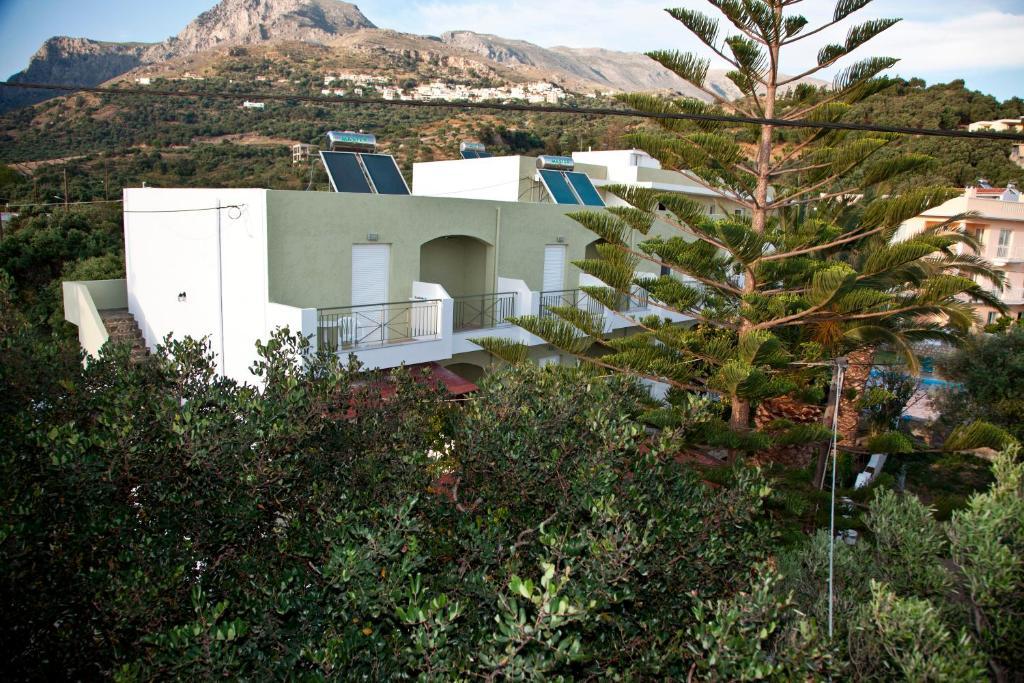 Apart Otel Manolis